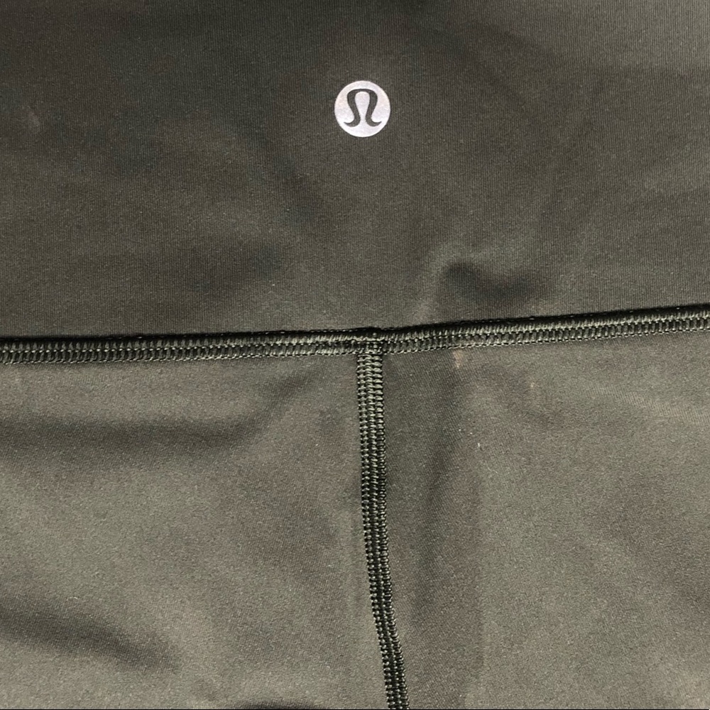 NWOT Lululemon Wunder Under High Rise Crop - Picture 2 of 3